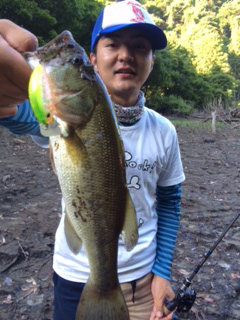 川端亮