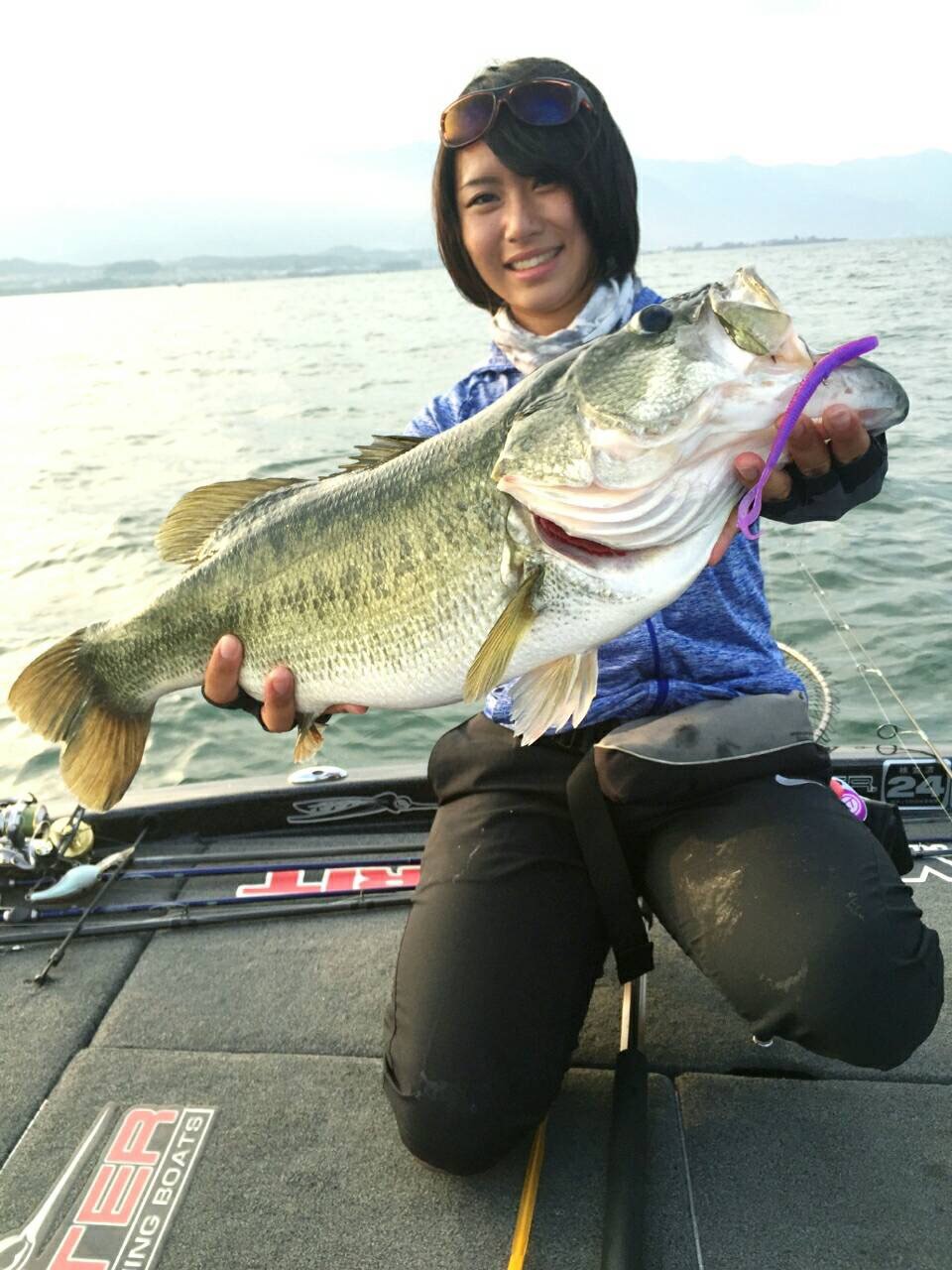 琵琶湖にてドライブカーリーで3,500gのロクマルがキャッチされました!